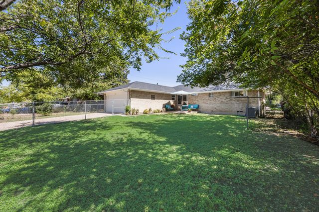 5235 Dazzle Drive, Dallas, TX 75232