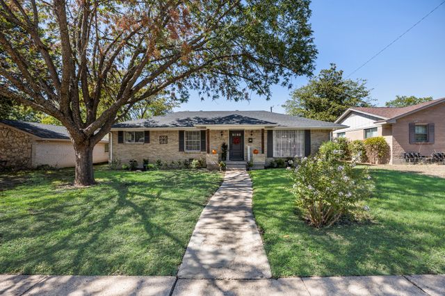 5235 Dazzle Drive, Dallas, TX 75232