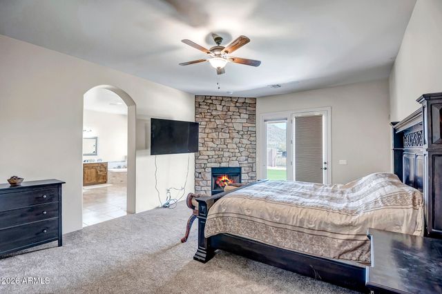 1121 E SADDLE MOUNTAIN Road, Phoenix, AZ 85086