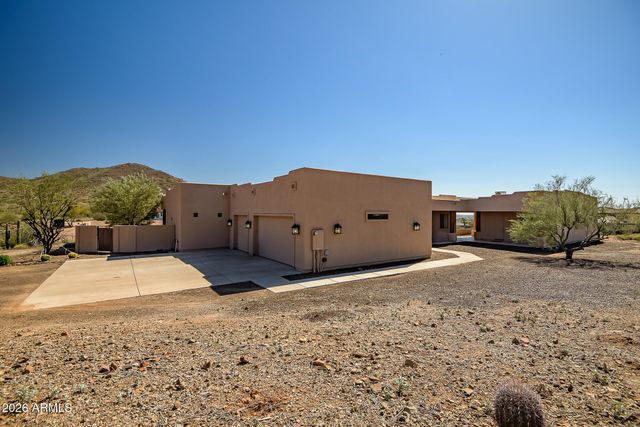 1121 E SADDLE MOUNTAIN Road, Phoenix, AZ 85086