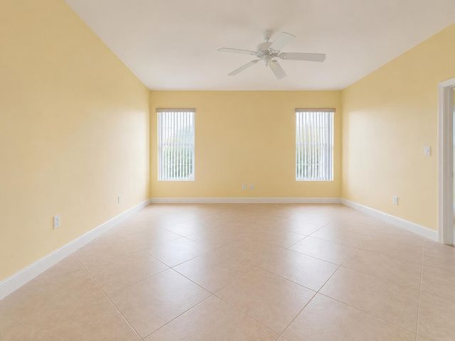 12598 Crystal Pointe Drive B, Boynton Beach, FL 33437