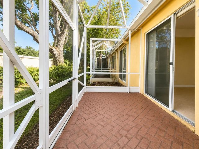 12598 Crystal Pointe Drive B, Boynton Beach, FL 33437
