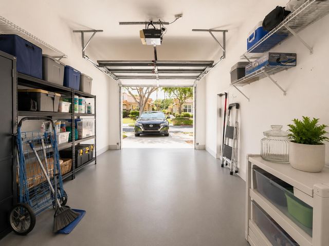 12598 Crystal Pointe Drive B, Boynton Beach, FL 33437