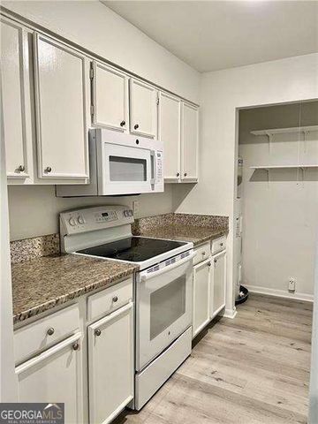 1166 Booth Road SW 409, Marietta, GA 30008