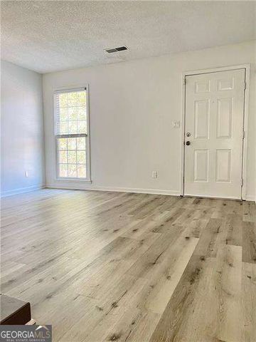 1166 Booth Road SW 409, Marietta, GA 30008
