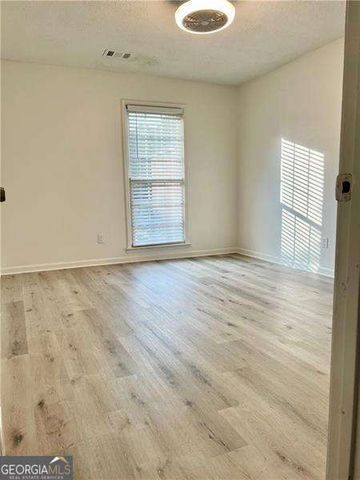 1166 Booth Road SW 409, Marietta, GA 30008