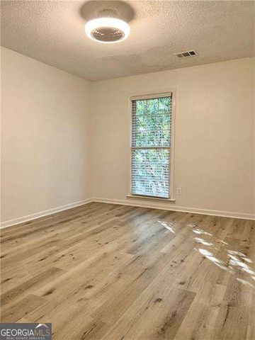 1166 Booth Road SW 409, Marietta, GA 30008