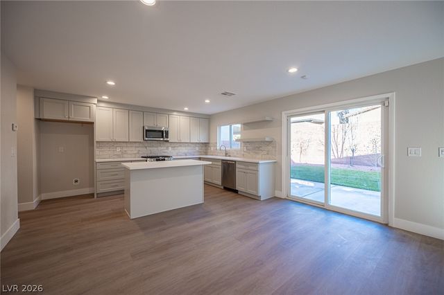 10642 Ostend Avenue, Las Vegas, NV 89166