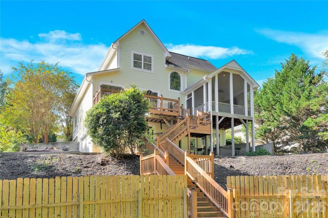 167 Wood Acre Drive, Mooresville, NC 28115