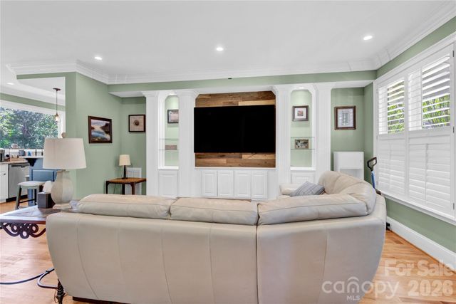 167 Wood Acre Drive, Mooresville, NC 28115