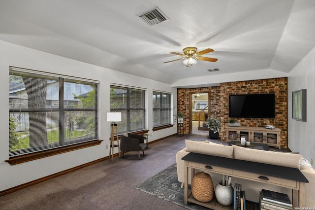 15715 EAGLE CLIFF ST, San Antonio, TX 78232