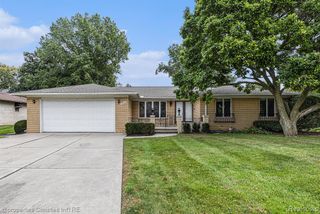 38638 Santa Barbara Street, Clinton Township, MI 48036