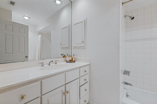 5803 Redwood Court, Dallas, TX 75209