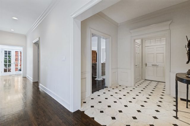 5803 Redwood Court, Dallas, TX 75209