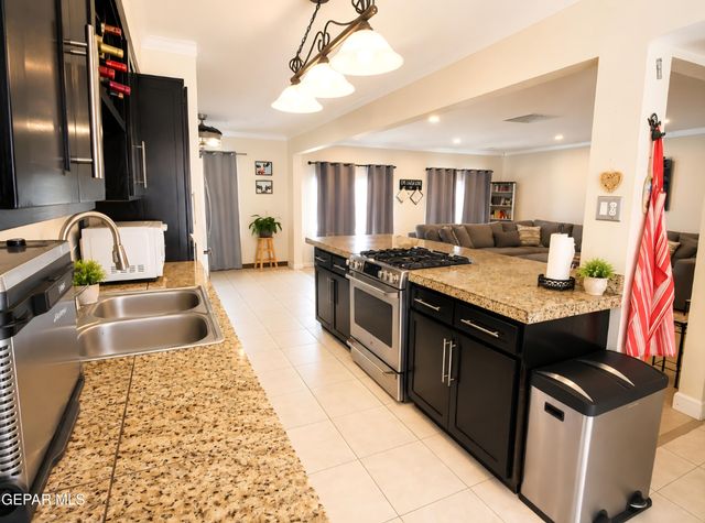 6605 BYRON Street, El Paso, TX 79904