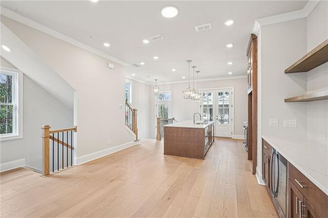 300 Crimson Pine Alley 9, Alpharetta, GA 30009