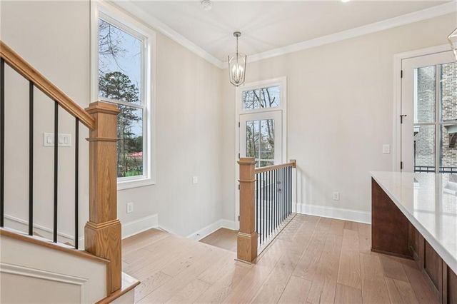 300 Crimson Pine Alley 9, Alpharetta, GA 30009