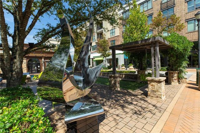 300 Crimson Pine Alley 9, Alpharetta, GA 30009