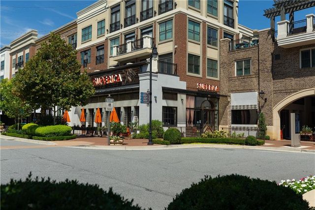 300 Crimson Pine Alley 9, Alpharetta, GA 30009
