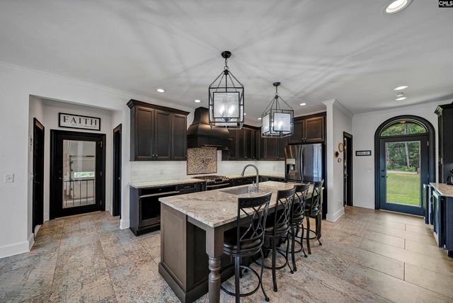140 Woodbridge Drive, Lexington, SC 29072
