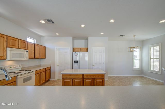 3854 E COUNTY DOWN Drive, Chandler, AZ 85249