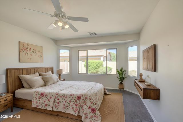 3854 E COUNTY DOWN Drive, Chandler, AZ 85249