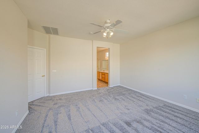 3854 E COUNTY DOWN Drive, Chandler, AZ 85249