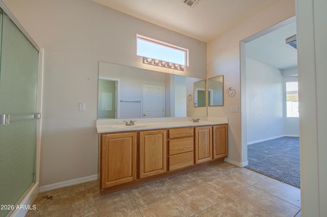 3854 E COUNTY DOWN Drive, Chandler, AZ 85249