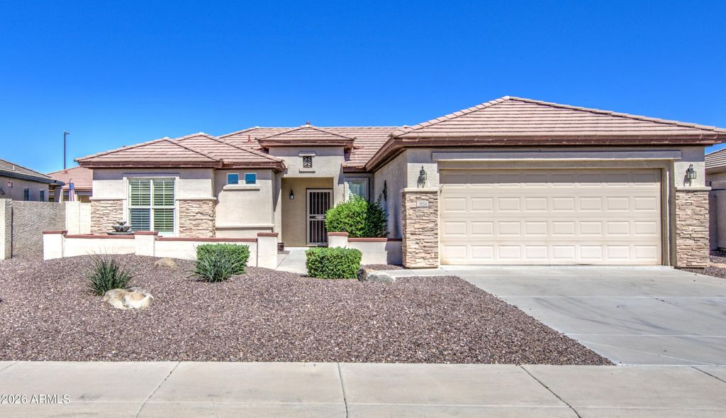 3854 E COUNTY DOWN Drive, Chandler, AZ 85249