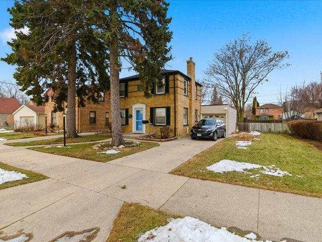 2420 Dwight STREET, Racine, WI 53403