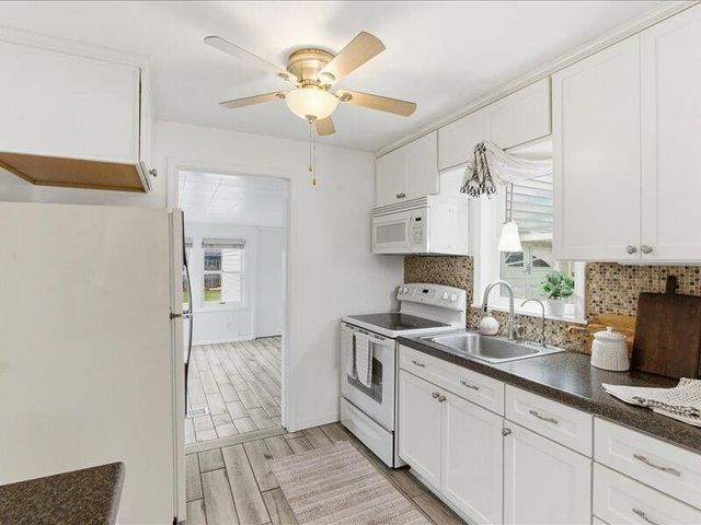 2420 Dwight STREET, Racine, WI 53403