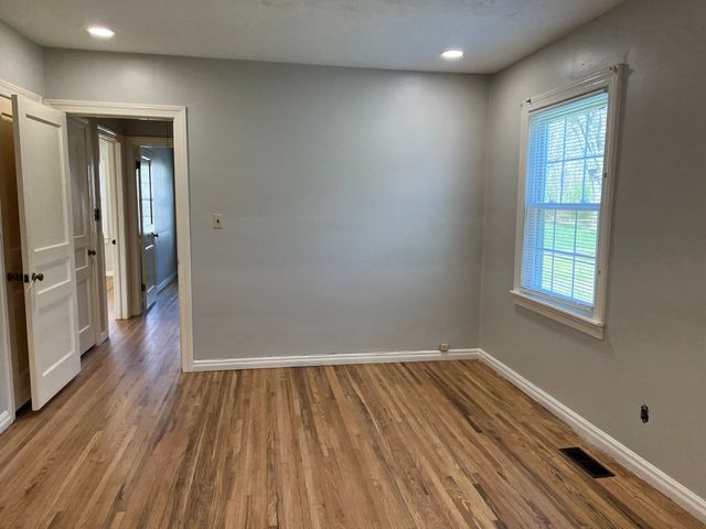 1602 Kenneth Ave, Murfreesboro, TN 37129