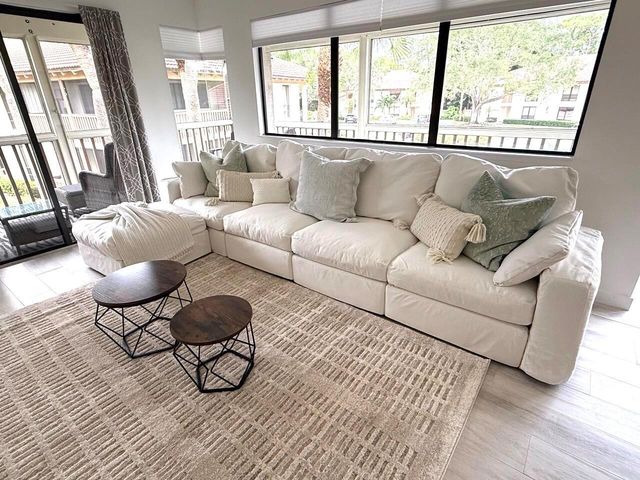 616 Brackenwood Cove 616, Palm Beach Gardens, FL 33418