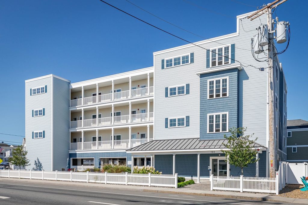 Image 1 of property listing at 180 Ashworth Avenue # 302, Hampton, NH 03842