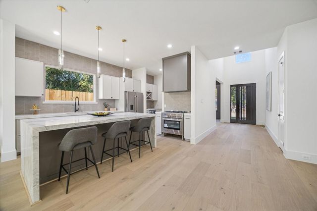 6636 Sylvan Street, Houston, TX 77023