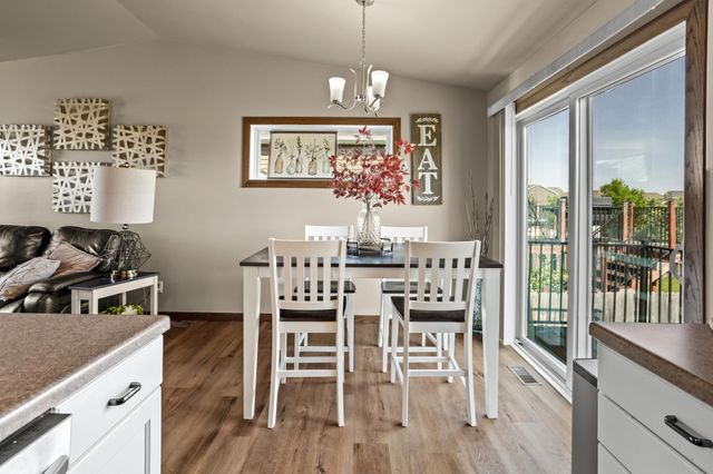 630 38th Avenue E, West Fargo, ND 58078