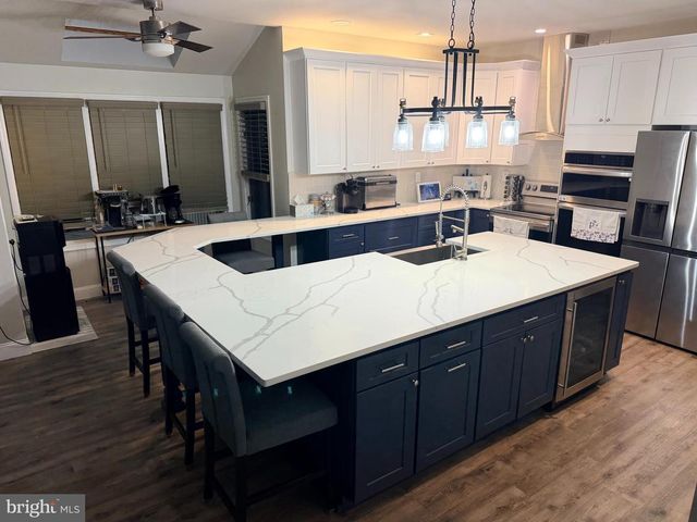 218 HERITAGE DR, Columbus, NJ 08022