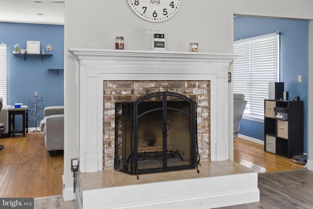 218 HERITAGE DR, Columbus, NJ 08022