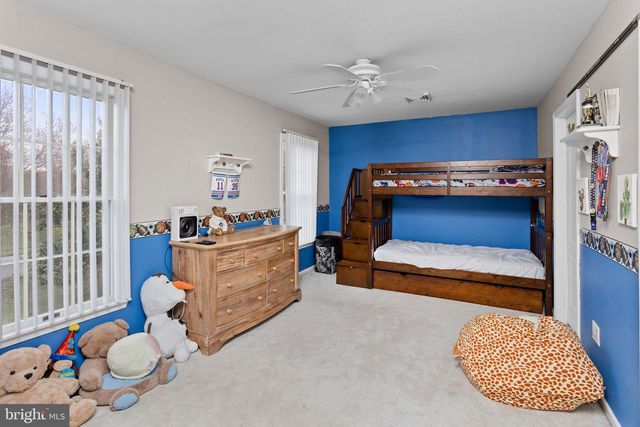 218 HERITAGE DR, Columbus, NJ 08022
