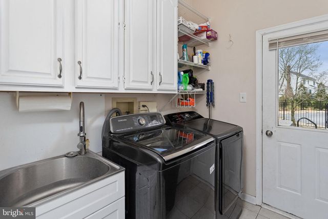 218 HERITAGE DR, Columbus, NJ 08022
