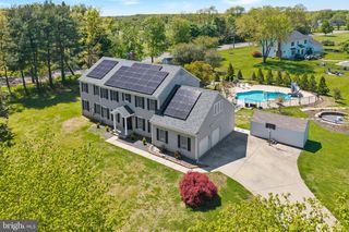 218 HERITAGE DR, Columbus, NJ 08022