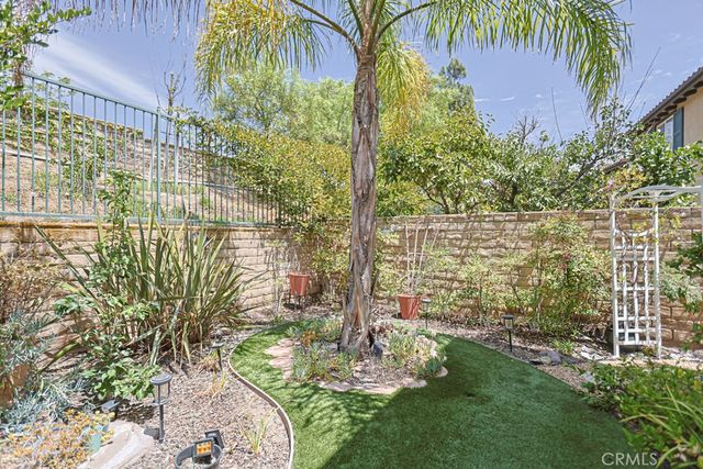 1829 Swan Falls, Simi Valley, CA 93065