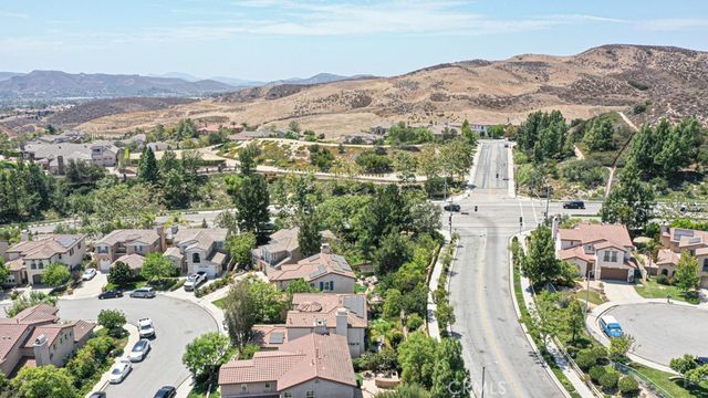 1829 Swan Falls, Simi Valley, CA 93065