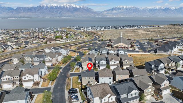 299 W WILLOW CREEK DR, Saratoga Springs, UT 84045