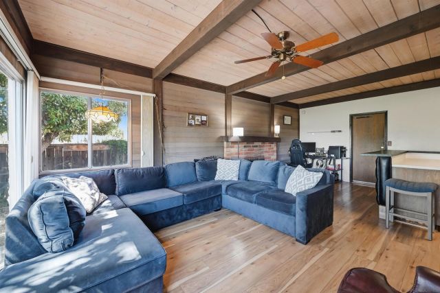 8621 Dunwoodie Rd, Santee, CA 92071
