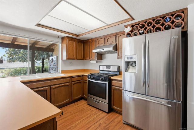 8621 Dunwoodie Rd, Santee, CA 92071