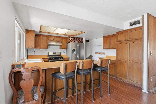 8621 Dunwoodie Rd, Santee, CA 92071