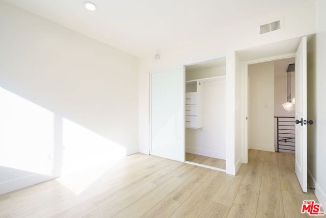 10126 Reseda Boulevard 105, Northridge, CA 91324