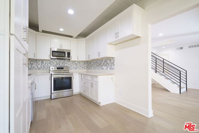 10126 Reseda Boulevard 105, Northridge, CA 91324