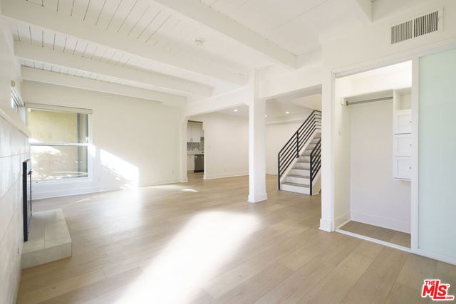 10126 Reseda Boulevard 105, Northridge, CA 91324